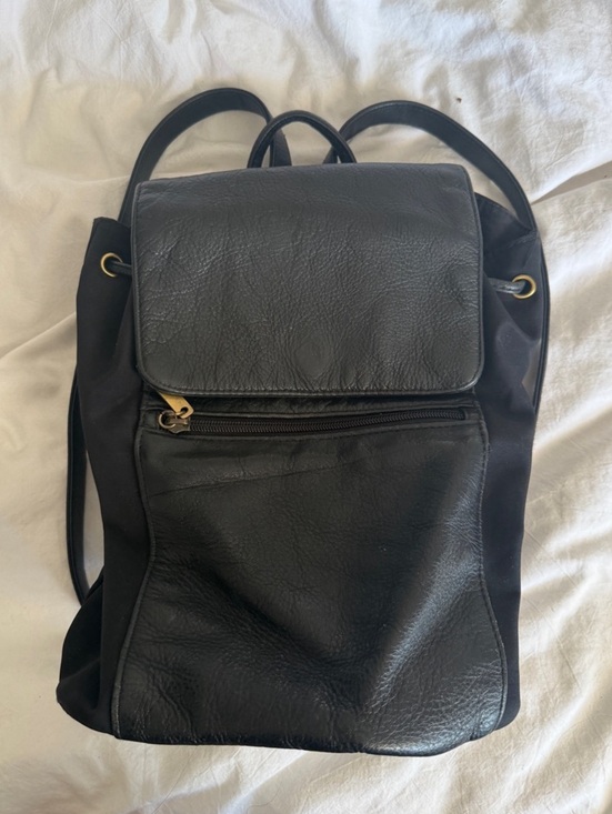 Gianni Bernini Handbags - Vintage Gianna Bernini Small Leather Backpack Festival